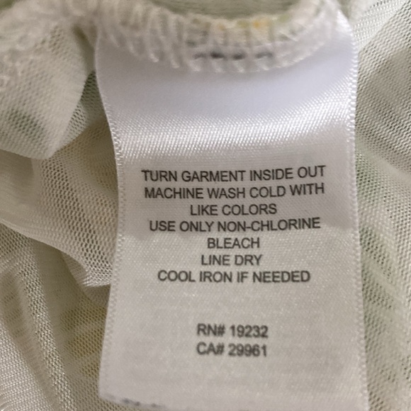 Alford Dunner Top Women Size Large Green & Yellow Long Sleeve V Neck - Picture 9 of 9